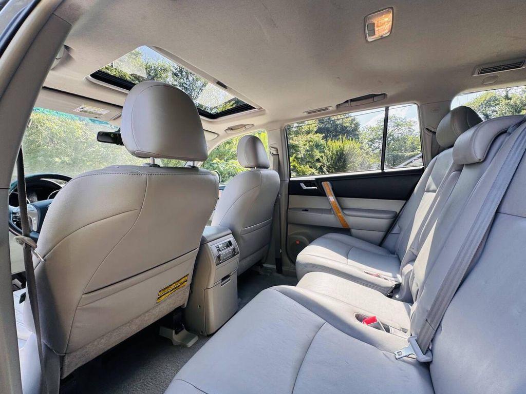 used 2008 Toyota Highlander Hybrid car, priced at $6,999