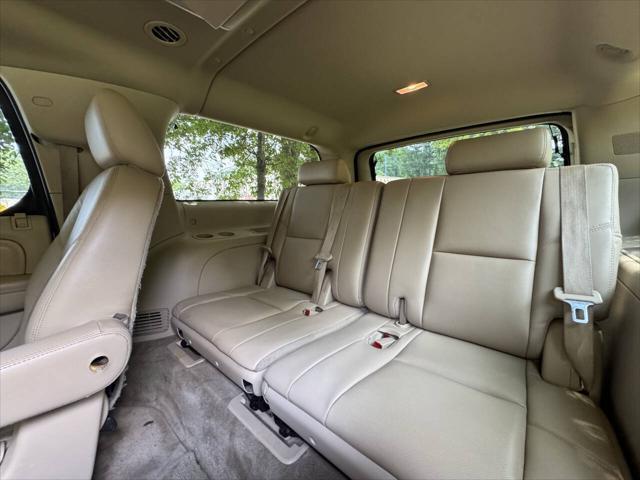 used 2014 Cadillac Escalade ESV car, priced at $8,500