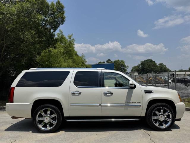used 2014 Cadillac Escalade ESV car, priced at $8,500