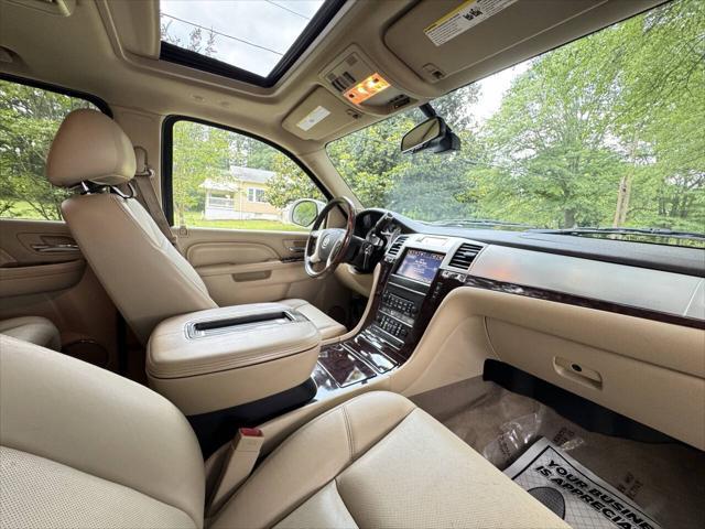 used 2014 Cadillac Escalade ESV car, priced at $8,500