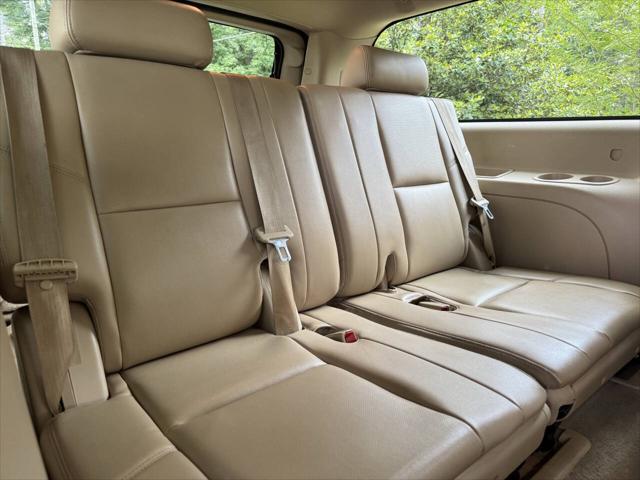 used 2014 Cadillac Escalade ESV car, priced at $8,500