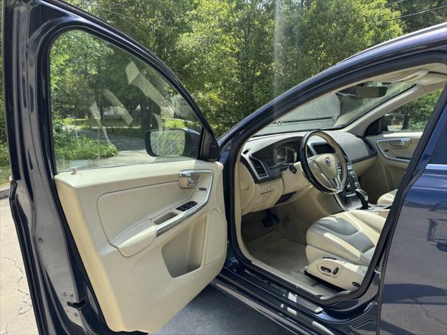 used 2015 Volvo XC60 car, priced at $8,999