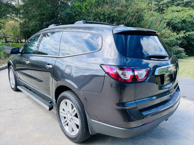 used 2015 Chevrolet Traverse car, priced at $6,500