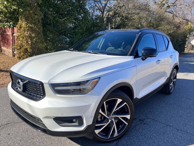 used 2019 Volvo XC40 car, priced at $16,986