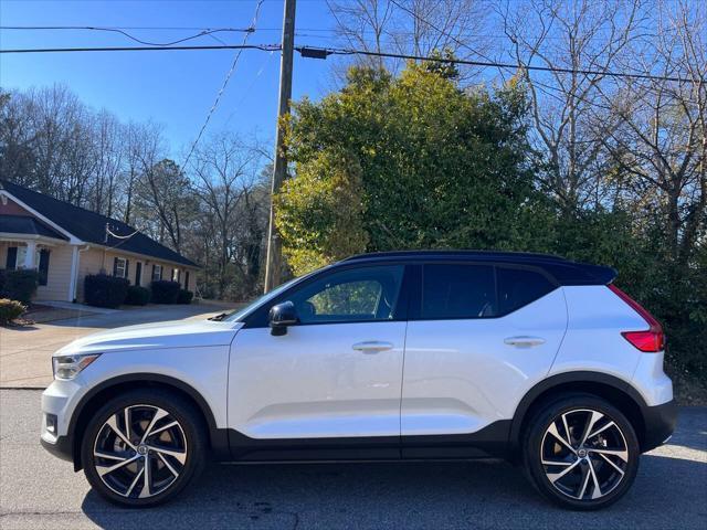 used 2019 Volvo XC40 car, priced at $16,986