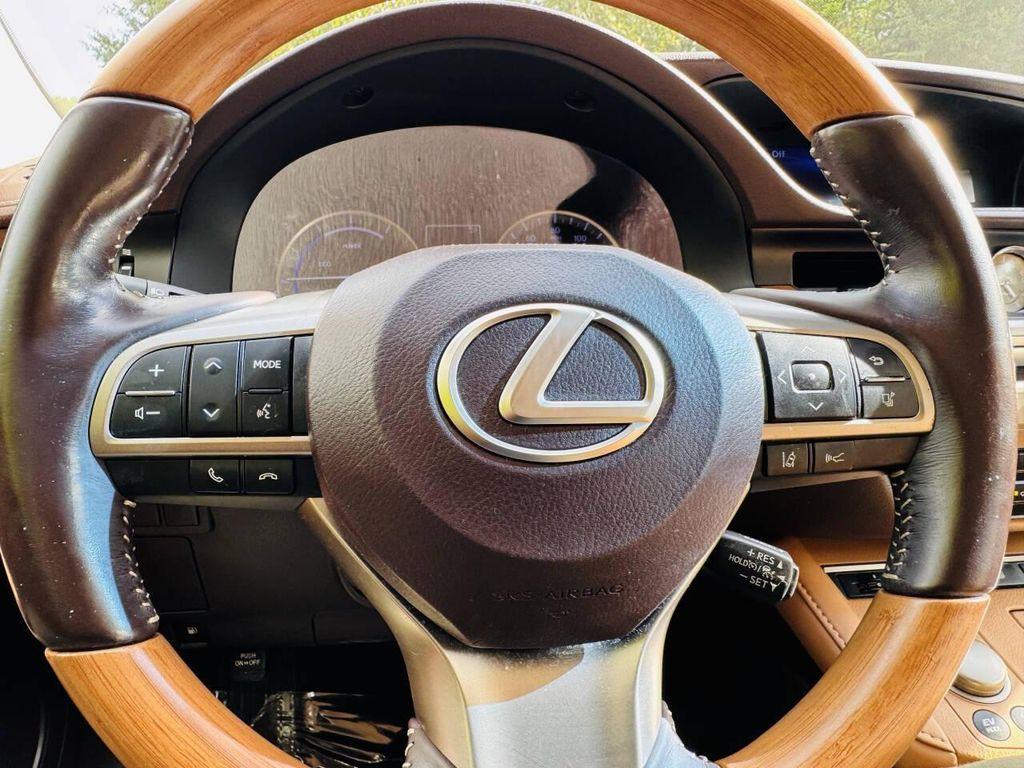 used 2017 Lexus ES 300h car, priced at $22,253