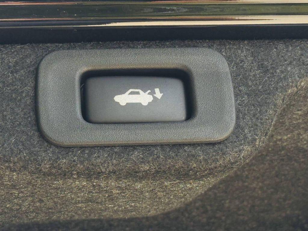 used 2017 Lexus ES 300h car, priced at $22,253