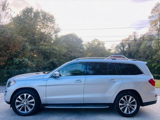 used 2015 Mercedes-Benz GL-Class car, priced at $13,696