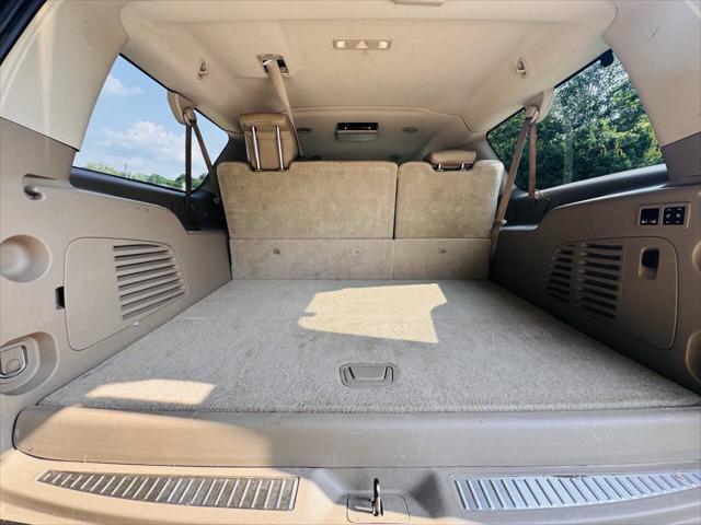 used 2015 Chevrolet Suburban car, priced at $12,999