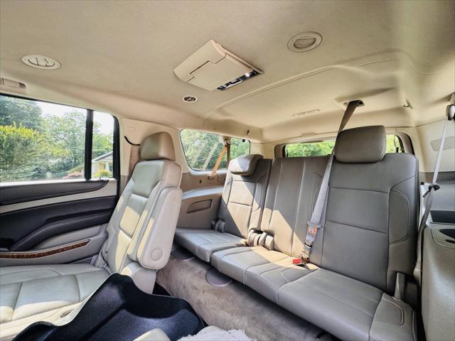 used 2015 Chevrolet Suburban car, priced at $12,999