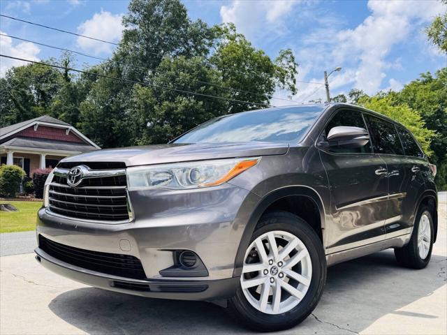 used 2016 Toyota Highlander car, priced at $16,551