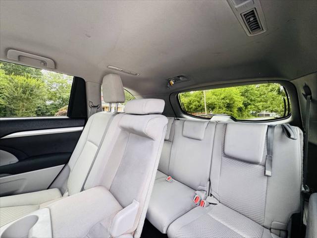 used 2016 Toyota Highlander car, priced at $16,551