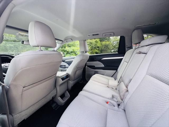 used 2016 Toyota Highlander car, priced at $16,551