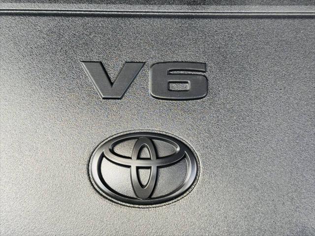used 2016 Toyota Highlander car, priced at $16,551