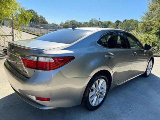 used 2015 Lexus ES 300h car, priced at $9,999