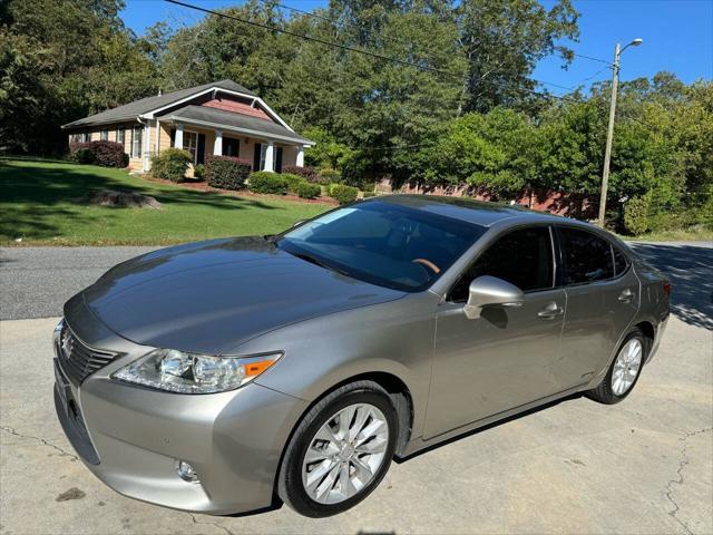 used 2015 Lexus ES 300h car, priced at $9,999