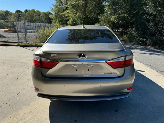 used 2015 Lexus ES 300h car, priced at $9,999