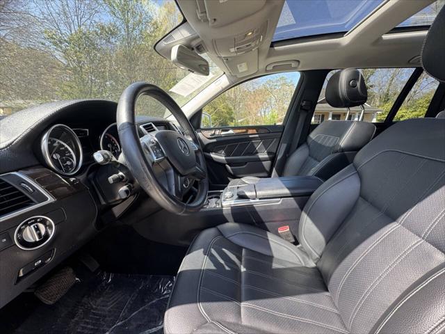 used 2015 Mercedes-Benz GL-Class car, priced at $13,808