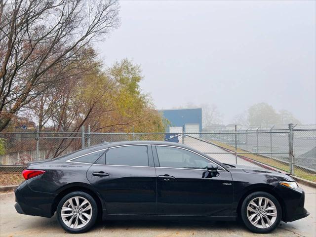 used 2019 Toyota Avalon Hybrid car, priced at $17,441