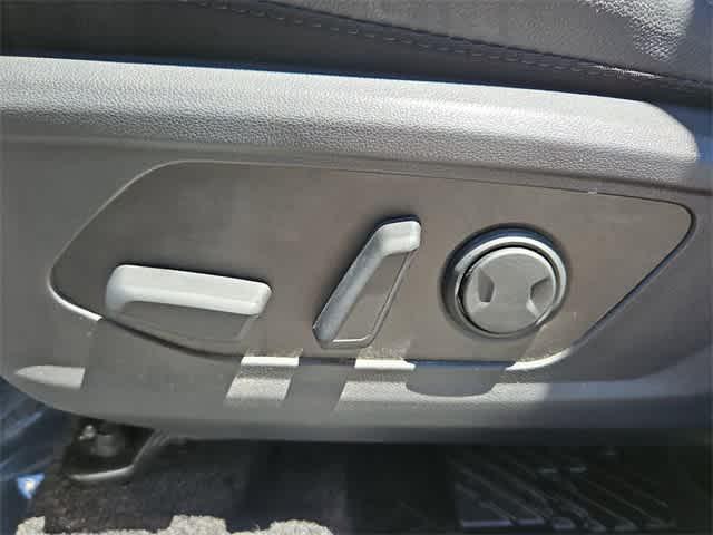 used 2024 Hyundai TUCSON Hybrid car, priced at $31,500