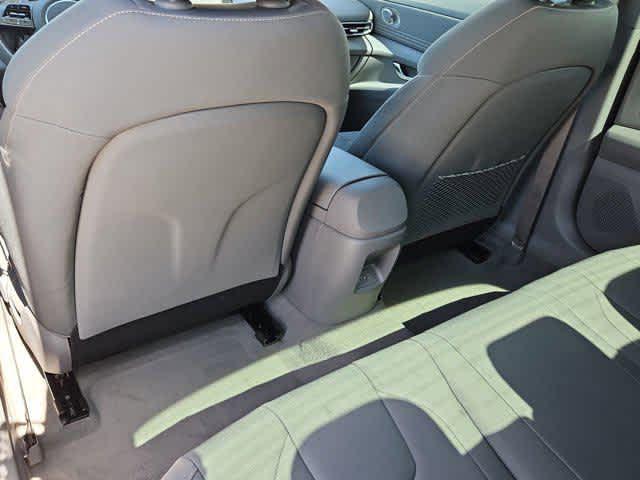 new 2025 Hyundai Elantra car, priced at $27,805