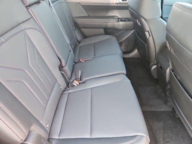 new 2025 Hyundai Santa Fe car, priced at $39,250