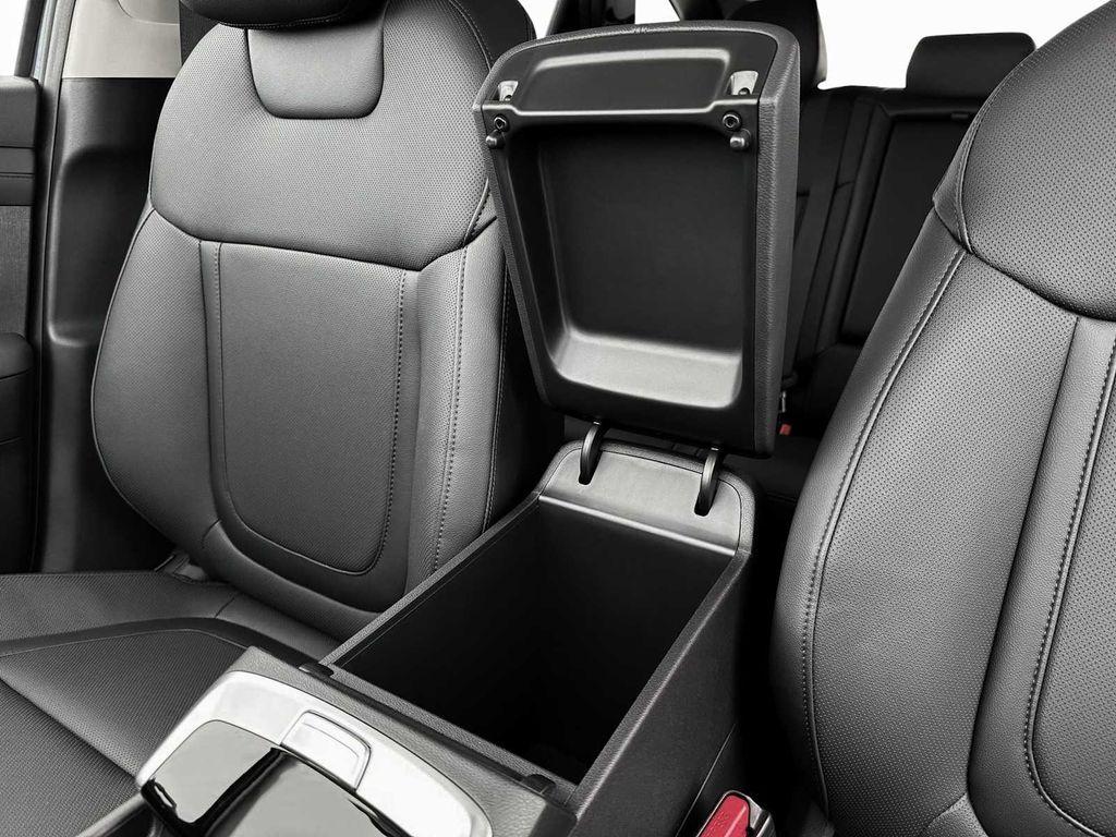 new 2025 Hyundai Tucson car, priced at $35,700