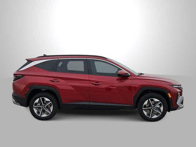 new 2025 Hyundai TUCSON Hybrid car, priced at $38,905