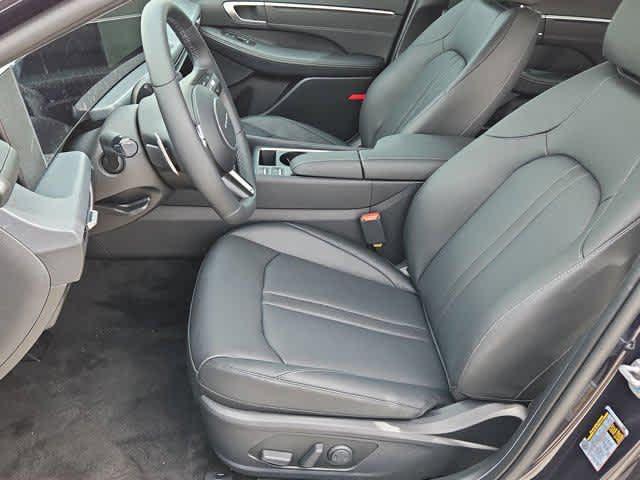 new 2025 Hyundai Sonata Hybrid car, priced at $39,350