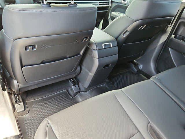 new 2025 Hyundai Santa Fe car, priced at $39,079