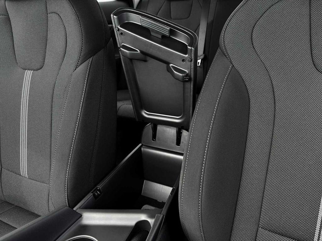 new 2025 Hyundai Elantra car, priced at $24,035