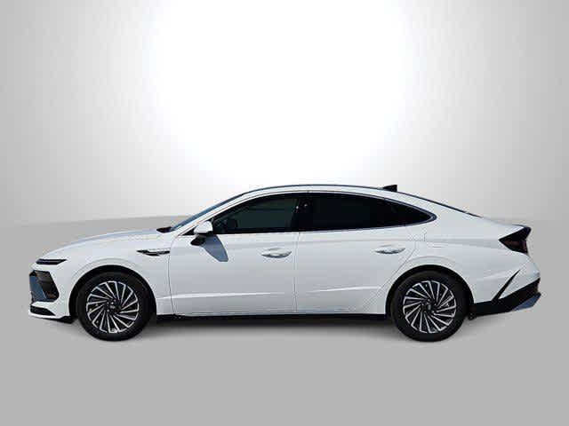 new 2025 Hyundai Sonata Hybrid car, priced at $39,835