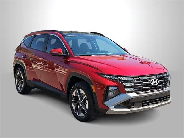 used 2025 Hyundai TUCSON Hybrid car, priced at $30,500