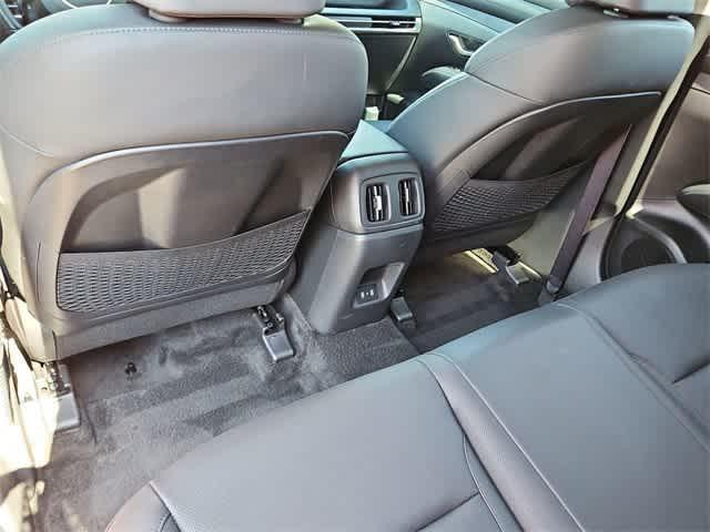 used 2025 Hyundai TUCSON Hybrid car, priced at $30,500