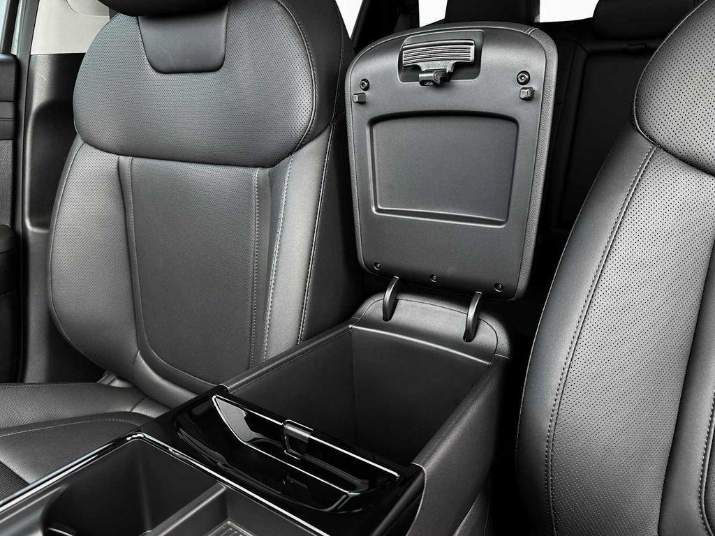 new 2025 Hyundai TUCSON Hybrid car, priced at $38,500