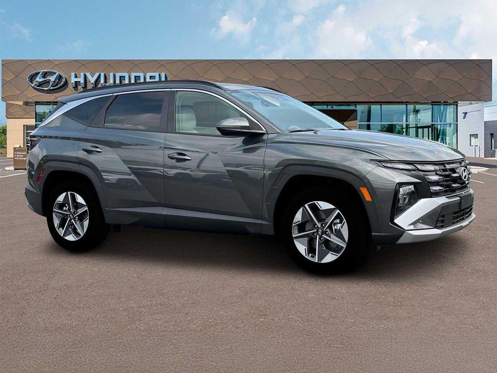 new 2025 Hyundai TUCSON Hybrid car, priced at $38,500