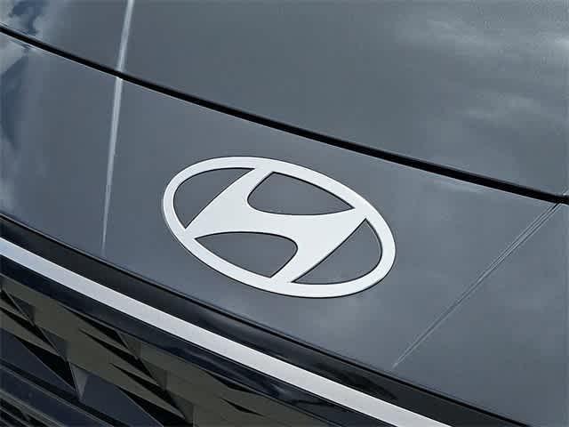 new 2024 Hyundai Elantra HEV car, priced at $30,950