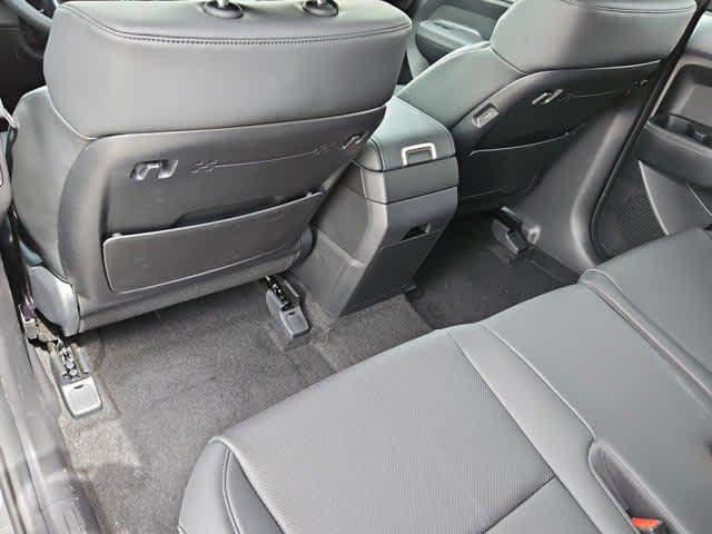 new 2025 Hyundai Santa Fe car, priced at $43,050