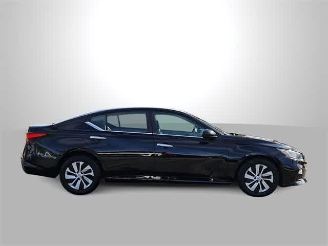 used 2019 Nissan Altima car, priced at $13,000