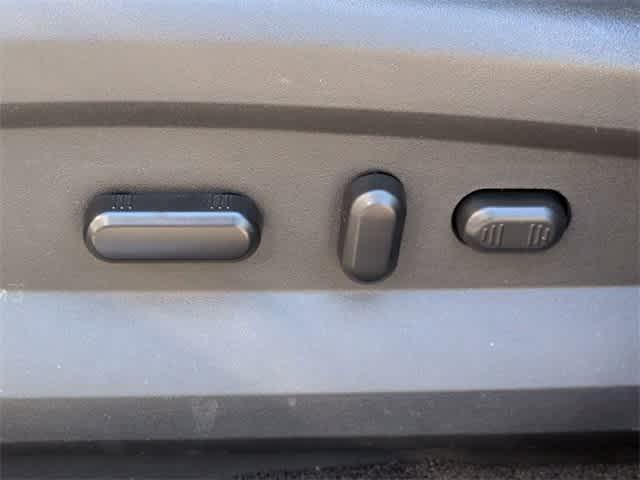 used 2013 Ford Edge car, priced at $9,000