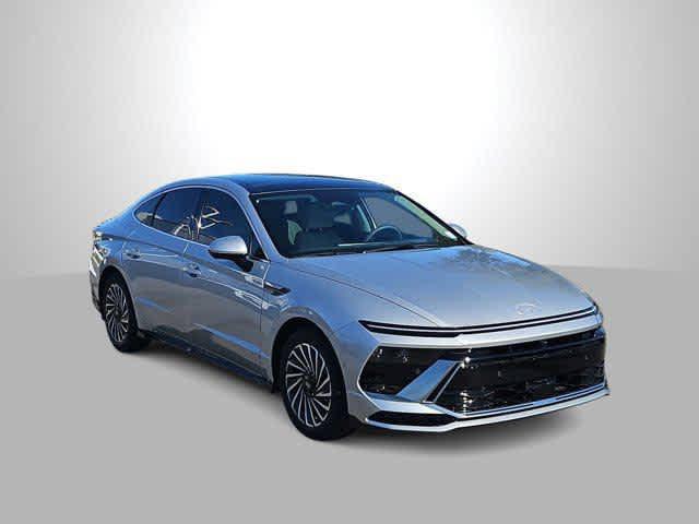 new 2025 Hyundai Sonata Hybrid car, priced at $39,170