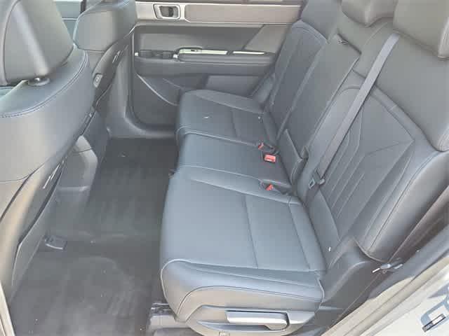 used 2024 Hyundai Santa Fe car, priced at $31,000