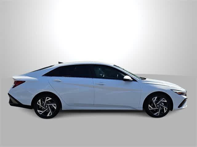 new 2025 Hyundai Elantra car, priced at $28,680