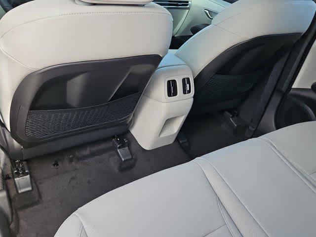 new 2025 Hyundai TUCSON Hybrid car, priced at $38,305