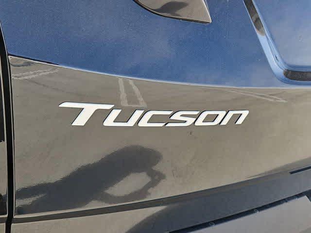 new 2025 Hyundai TUCSON Hybrid car, priced at $38,305
