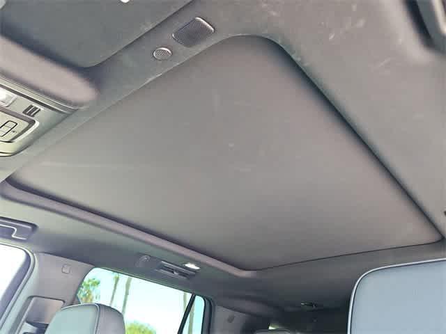 used 2022 GMC Yukon car, priced at $52,000