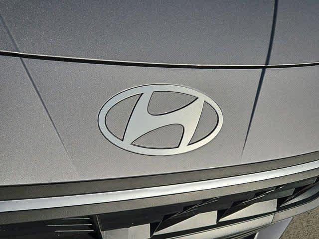 new 2025 Hyundai Elantra car, priced at $24,040