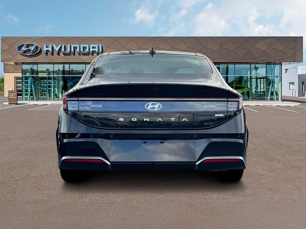 new 2025 Hyundai Sonata Hybrid car, priced at $39,525