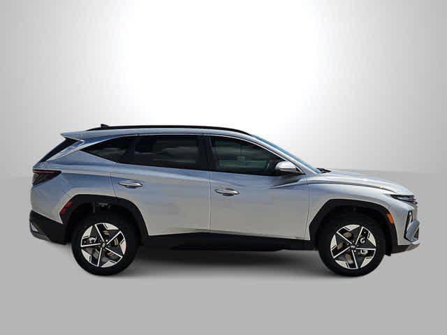 new 2025 Hyundai TUCSON Hybrid car, priced at $38,091