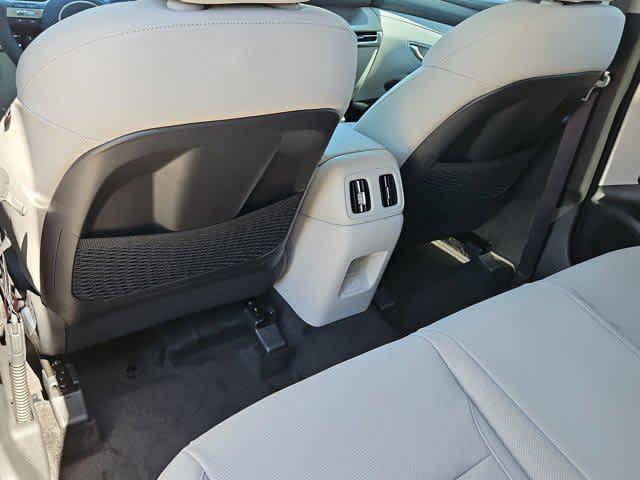 new 2025 Hyundai TUCSON Hybrid car, priced at $38,370